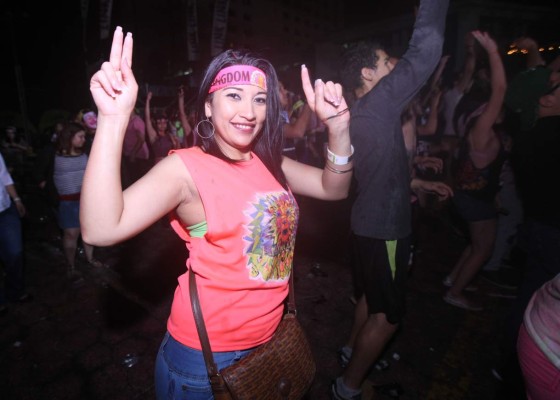 Electrizante fiesta de color en Tegucigalpa