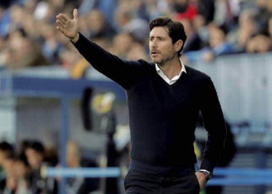 Diez datos sobre el guapo exentrenador del Málaga, despedido tras protagonizar un video sexual