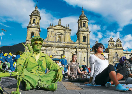 Realizan jornada de meditación por la paz