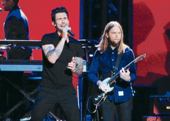 Rapero Kanye West va por seis Grammy en 2013