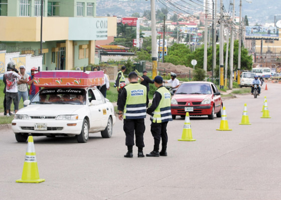 Carabineros de Chile llegan a Honduras para impulsar la depuración policial
