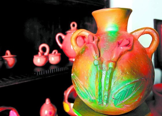 Honduras: Promueven artesanía lenca en Roatán