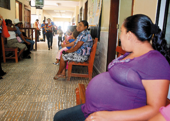 Detectan aumento de casos de cáncer en mujeres jóvenes