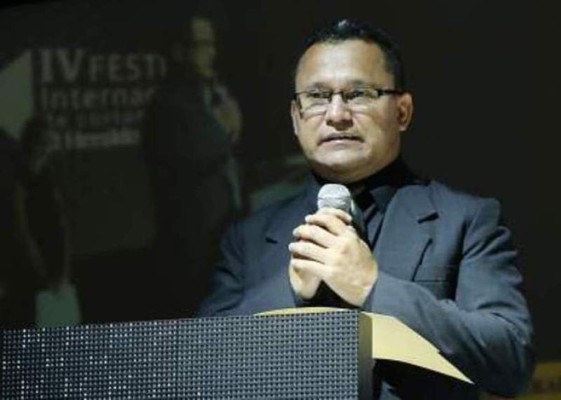 Carlos Mauricio Flores: 'Hay que impulsar cambios”