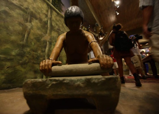 Cultura y adrenalina al visitar el Museo del Jade y el canopy Monkey La-La Zip