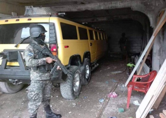 Así es el interior de la lujosa Hummer incautada a Los Peludos