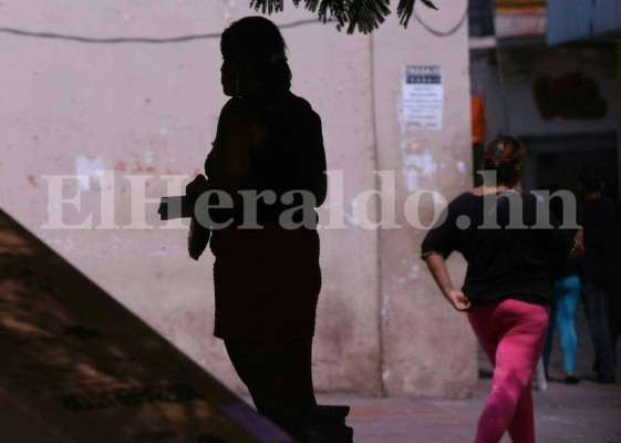 La violencia acecha a las trabajadoras sexuales