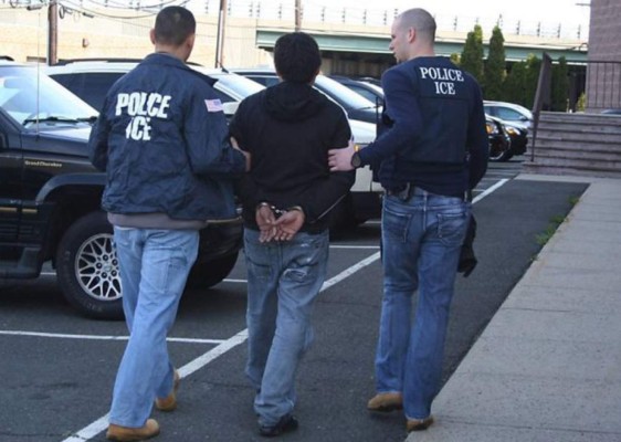 Ley SB4 en Texas necesitará orden de deportación