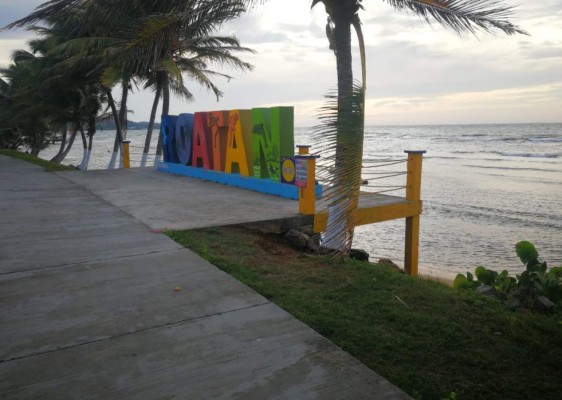 Las imágenes que dejó el paso de Nana por el territorio hondureño  