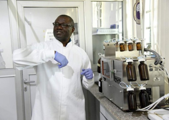 Christian Happi, el científico que combate las epidemias desde el corazón de Nigeria