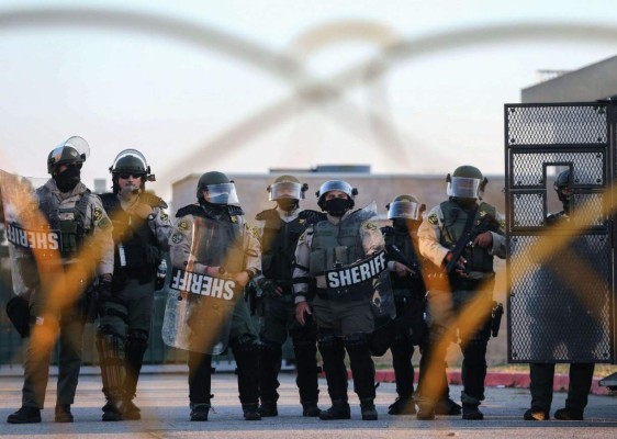 Protestas en Los Ángeles tras muerte de afroamericano a manos de la policía&nbsp;&nbsp;