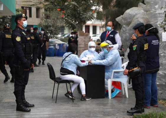 Lo que se sabe de la estampida humana en una fiesta prohibida en Perú