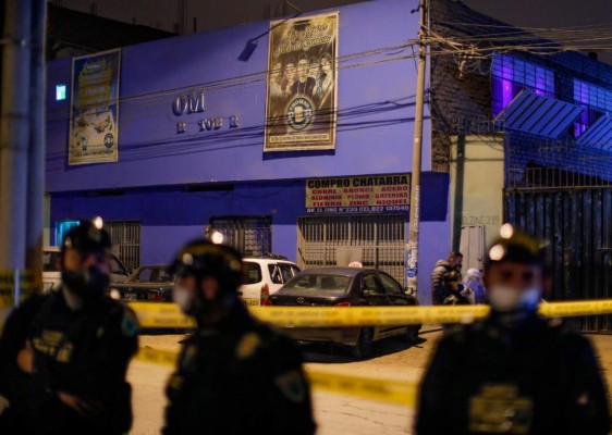 Lo que se sabe de la estampida humana en una fiesta prohibida en Perú