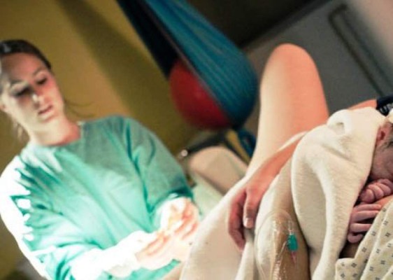 La muerte de cinco mujeres durante el parto conmociona a Italia