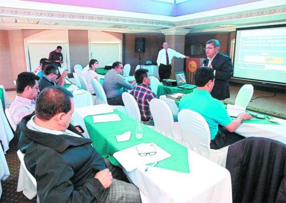 AMHOM: 70 por ciento de las municipalidades no han presentado informe
