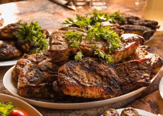 Cinco beneficios para el organismo al comer menos carne