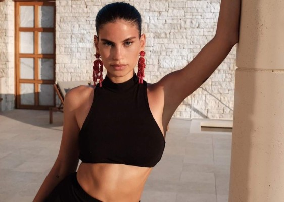 ¡Duelo de bellezas! Las sexys novias de los futbolistas que disputan la Champions  