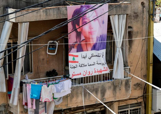 FOTOS: Tras explosión, libaneses huyen del dolor, la corrupción y la crisis política