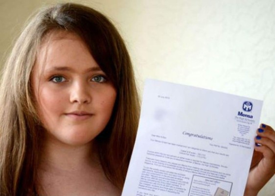 Niña de 12 años supera en coeficiente intelectual a Stephen Hawking
