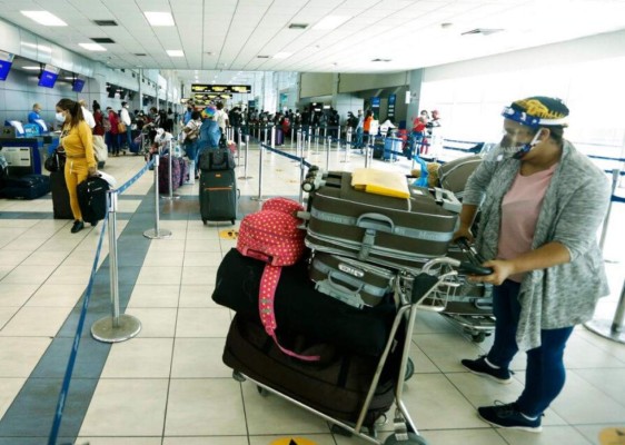 Panamá reabre otras actividades en medio de altos contagios&nbsp;&nbsp;