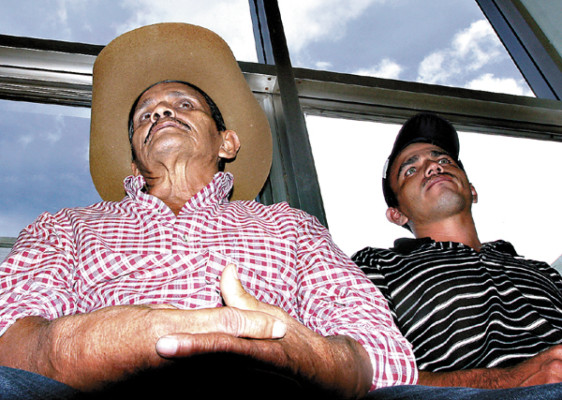 Paro de médicos pasa factura a pacientes