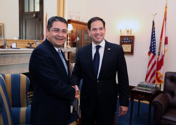 30 dólares costará el carné consular a catrachos en EUA