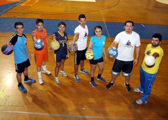 Centroamérica rinde honores a Óscar Moz en la Villa Olímpica