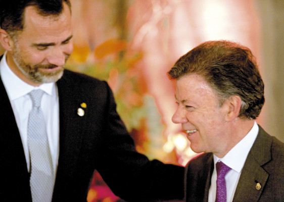 Santos le pone presión a FARC en negociaciones de paz
