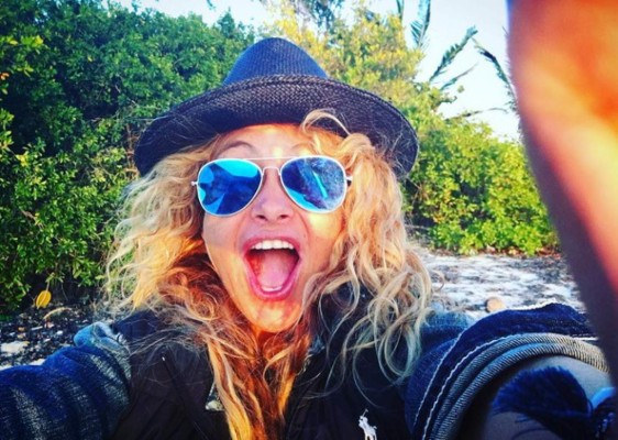 Paulina Rubio presenta a su segundo hijo por primera vez&nbsp;&nbsp;