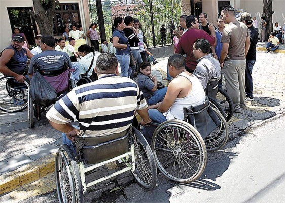 Discapacitados reclaman derechos