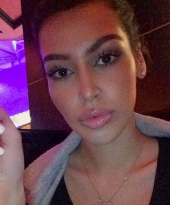  Conoce a la hermana gemela de Kim Kardashian