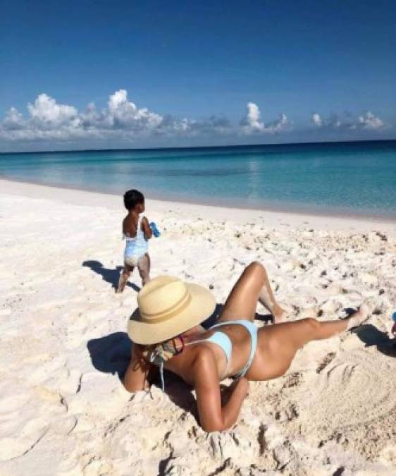 FOTOS: Khloé Kardashian luce silueta de infarto en Las Bahamas