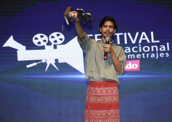 Josué Orellana: 'En 'Hostis' pasó lo que siempre pasa'