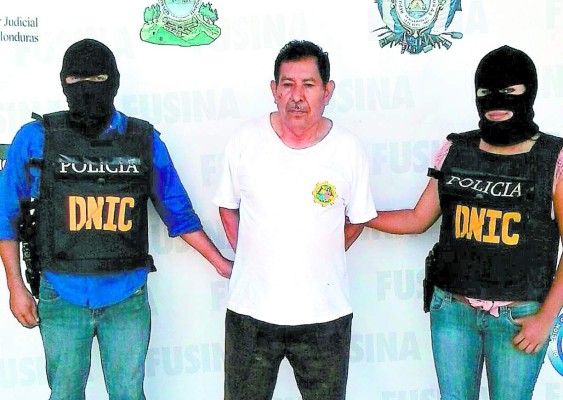 Honduras: Por violación capturan a un maestro