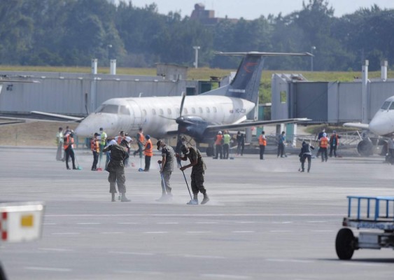 Volcán de Fuego obliga a suspender vuelos de Honduras a Guatemala