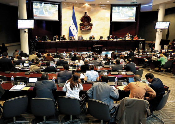 Surge la polémica sobre blindaje a Policía Militar