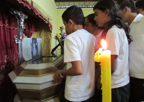 Niña de 10 años muere atropellada por conductor ebrio