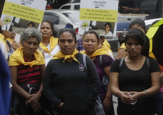 Hondureñas exigen un alto a los asesinatos