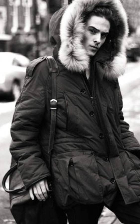 Fotos: Él es Alex Watson, el guapo y sexy hermano de Emma Watson