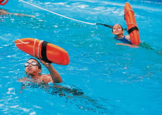Rescatistas resguardarán los balnearios este verano