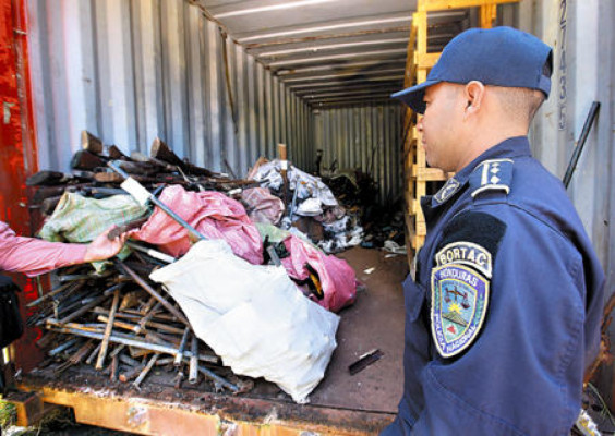 'Robo de armas nos tiene en precario internacional”