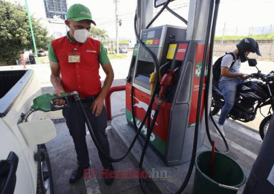 Los combustibles suben de precio en el mercado interno