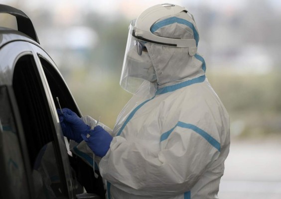 Inglaterra e Italia imponen confinamientos por Navidad en pleno repunte de la pandemia en Europa