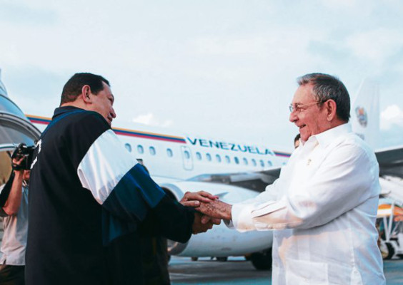 Gobierno admite que exjuez Aponte dialoga con la DEA