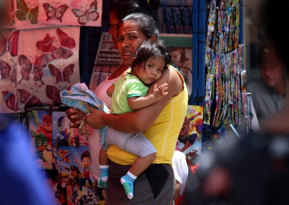 ¡Felicidades a las madres capitalinas en este día!