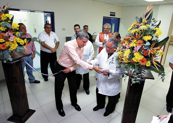 IHSS inaugura moderna Sala de Labor y Parto