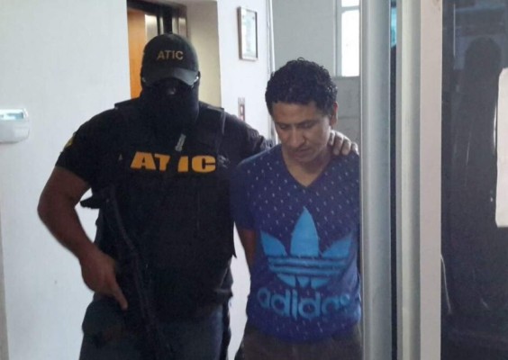 Golpeó a su mujer por no mostrarle su celular y enfrenta la justicia