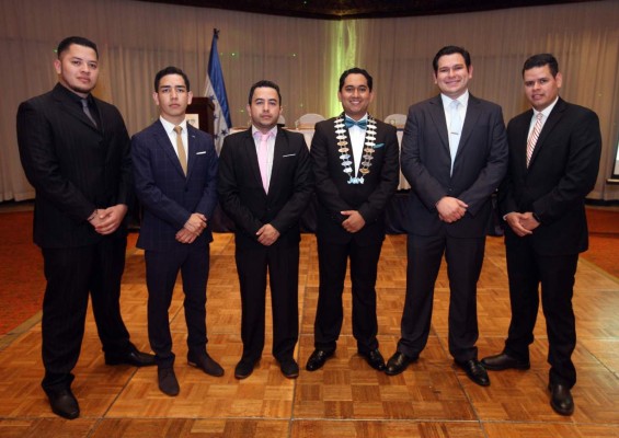 La JCI-Comayagüela otorga presidencia de Junta Directiva al Jr. David Roque