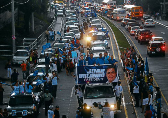 Cierra fin de semana con caravana
