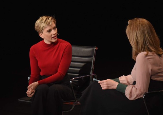 Scarlett Johansson tilda de 'cobarde” a la hija del presidente Donald Trump